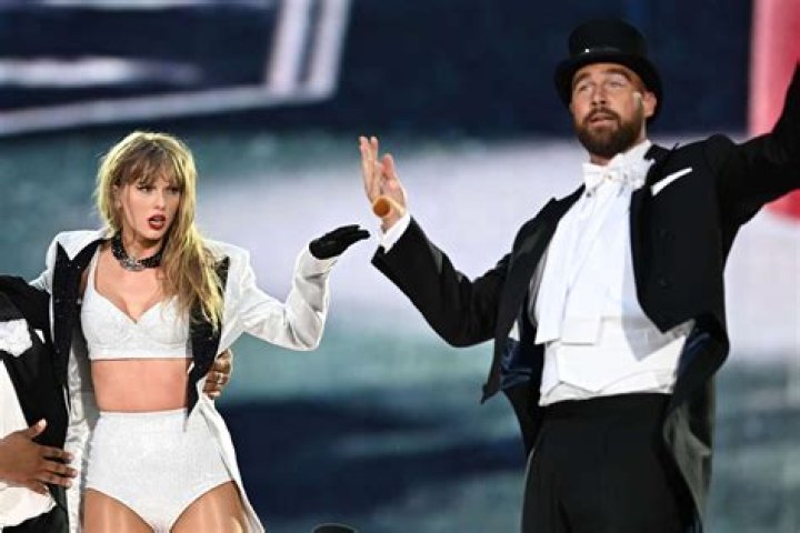 Taylor Swift was joined by several famous faces for a meal out in Manhattan on Monday Night