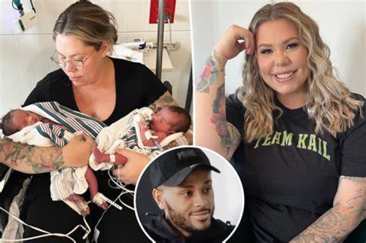 Teen Mom 2 Alum Kailyn Lowry Shares 1st Photos of Newborn Twins During Scary NICU Stay