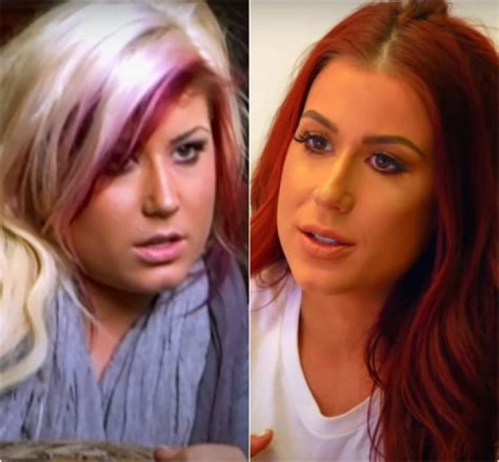 Teen Mom Chelsea Houska wore an outfit with a cut around the shoulder