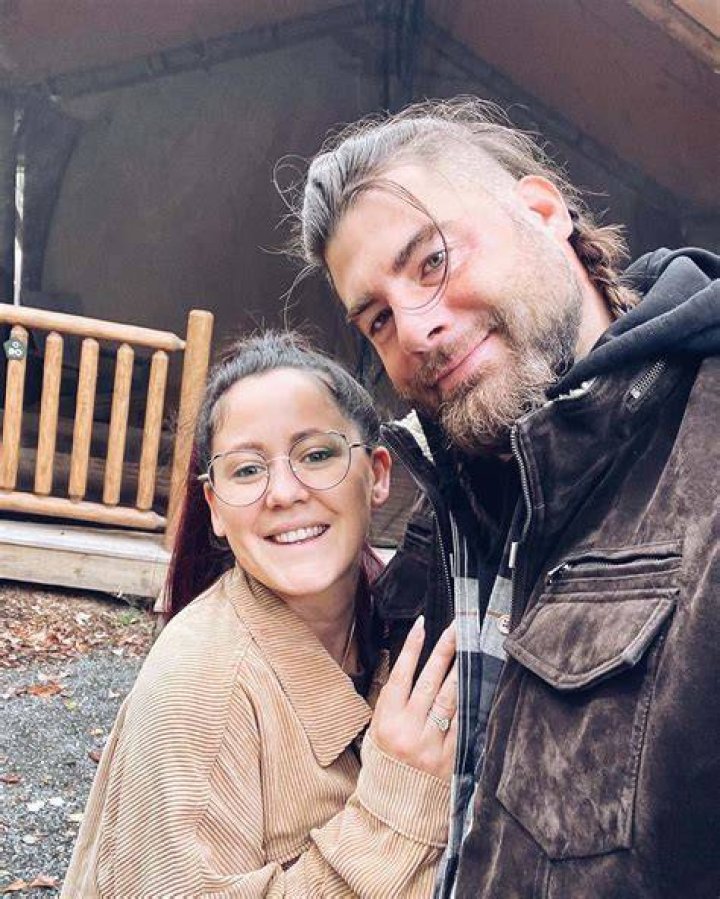 Teen Mom Jenelle Eason is refusing to give up a second stray dog she found - which just gave birth to puppies - without 'solid proof from the owners'