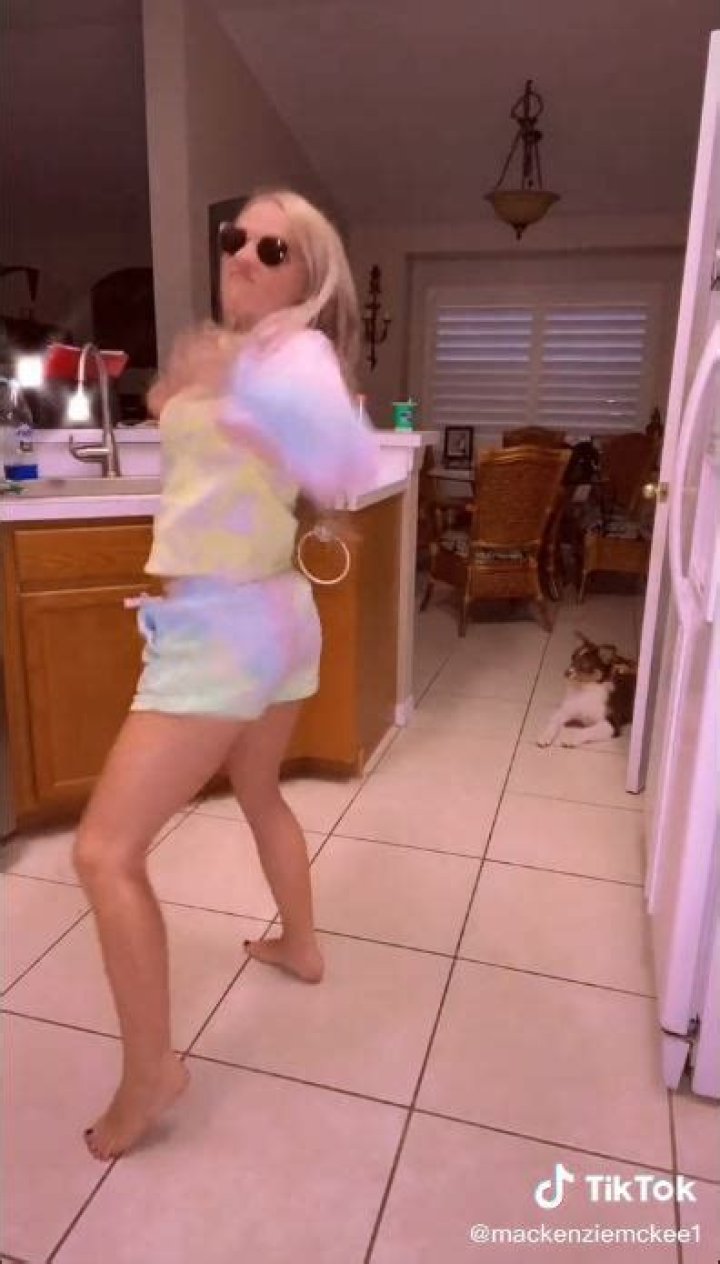 Teen Mom Mackenzie McKee twerked in teeny shorts for her latest TikTok clip