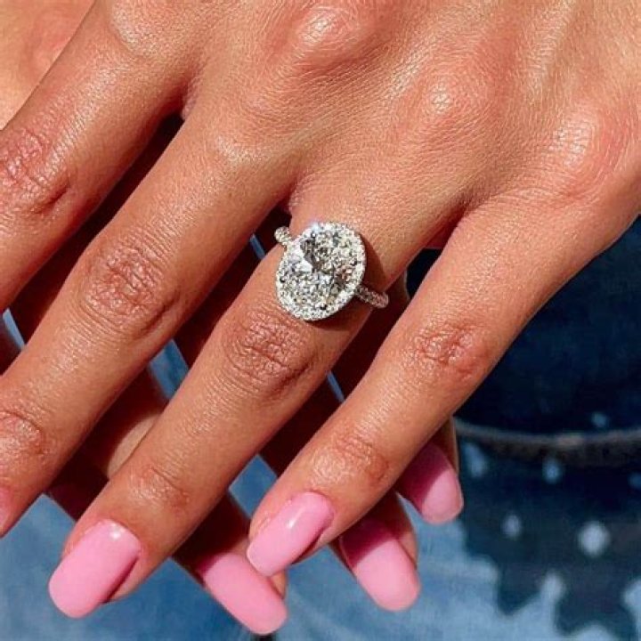 The $20,000 engagement ring that belonged to Grace Holland, a 35-year-old mom who was found dead in her fianc&eacute;'s home, is still missing