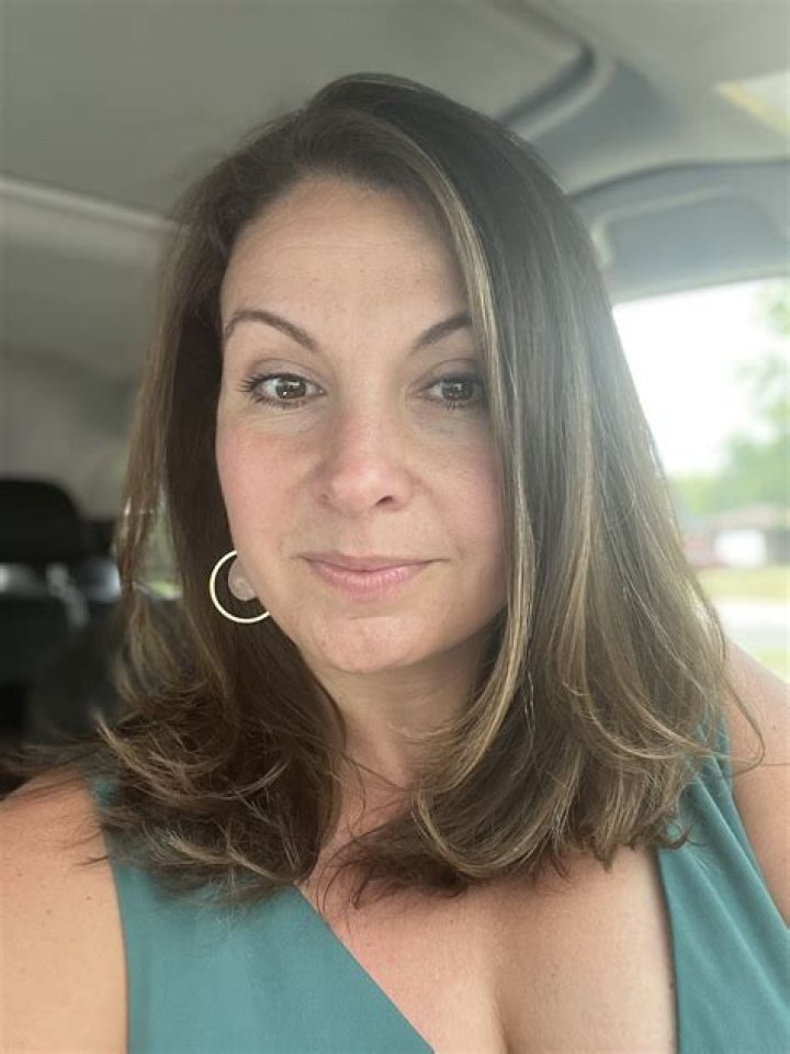 The 40-year-old reality television star is seen being reunited with daughter Pumpkin, amid her financial woes and drugs arrest in the latest From Not To Hot