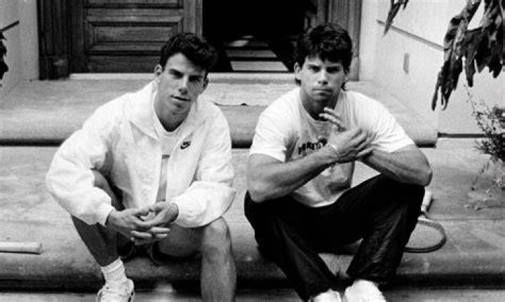 The brothers were the first trio to ever perform on the show