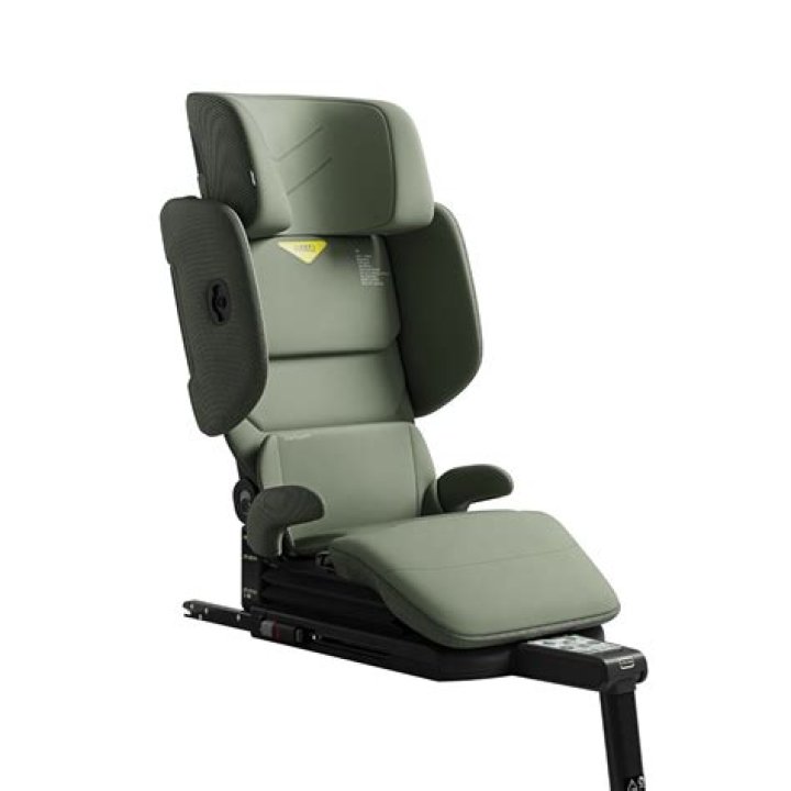 The car seats up to seven people and has both front and rear-facing seats
