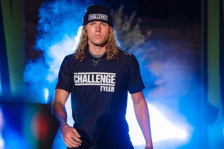 The Challenge USA s Tyler Crispen on Alyssa Snider Showmance Where He Stands With Ex Angela Rummans 147