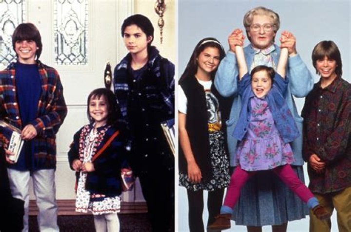 The child stars of Mrs Doubtfire (L-R) Lisa Jakub, Mara Wilson and Matthew Lawrene