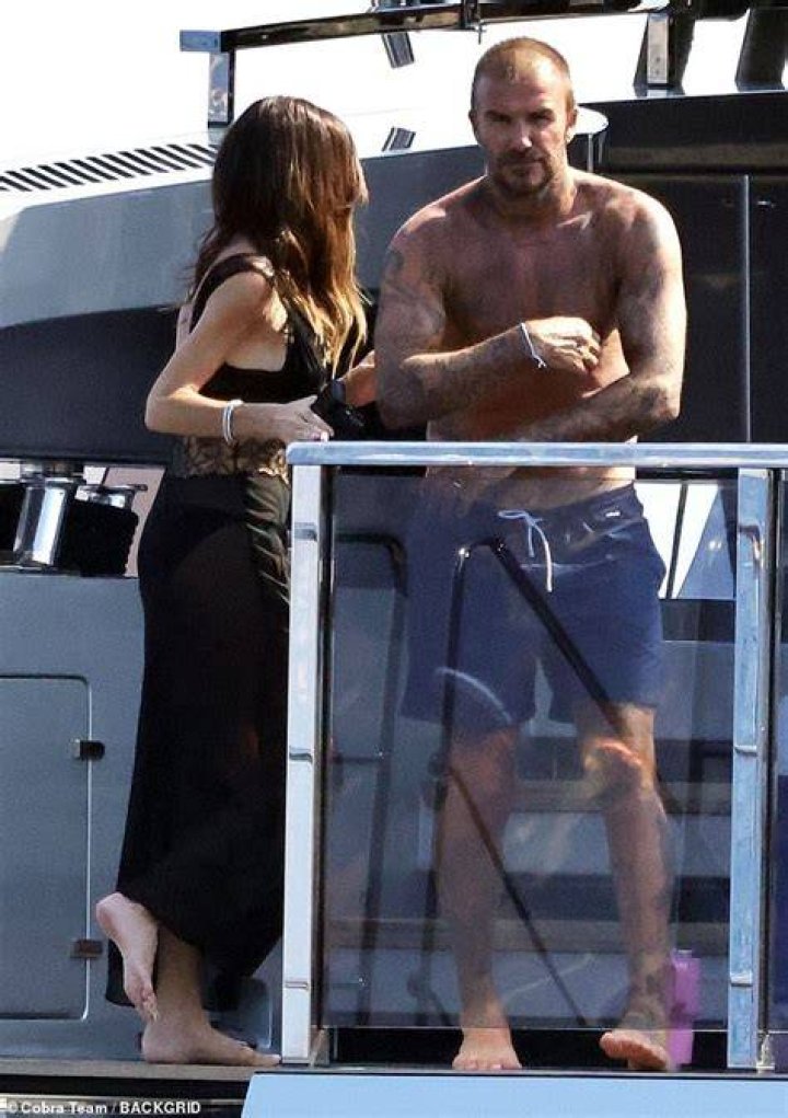 The couple chatted in their car