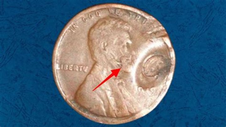 The cud error can be found on the bottom right of the reverse