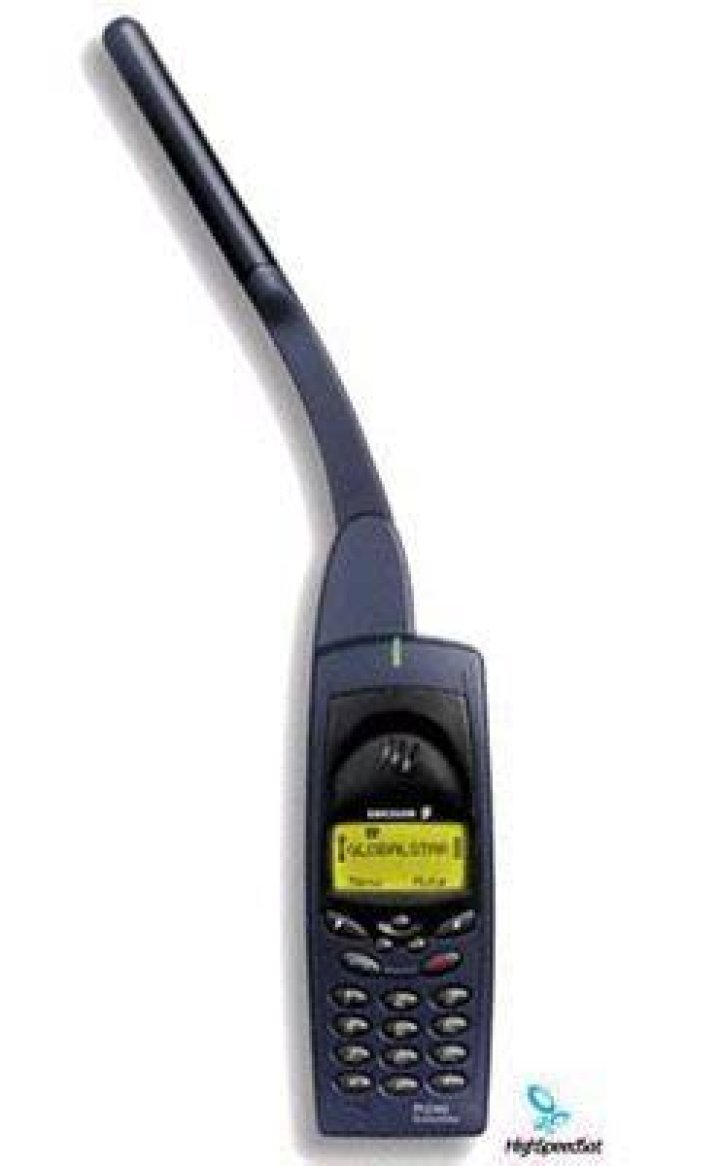 The Ericsson R290 Satellite Phone was one of the first satellite phones that made it possible to call friends and family from far away