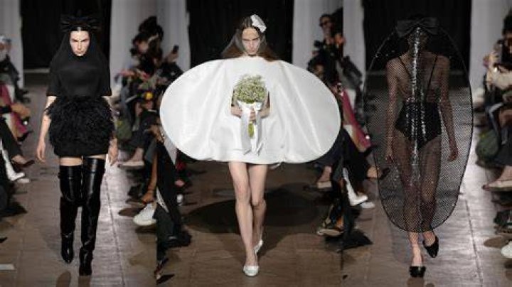 The fashion fan said it looked like her boobs were in socks