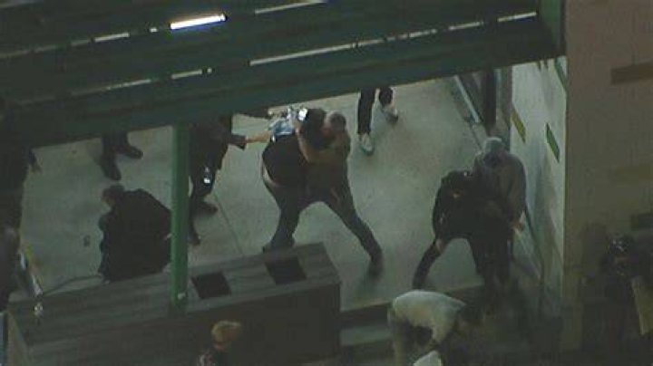  The fight erupted at La Perla Beach in Buenos Aires, Argentina