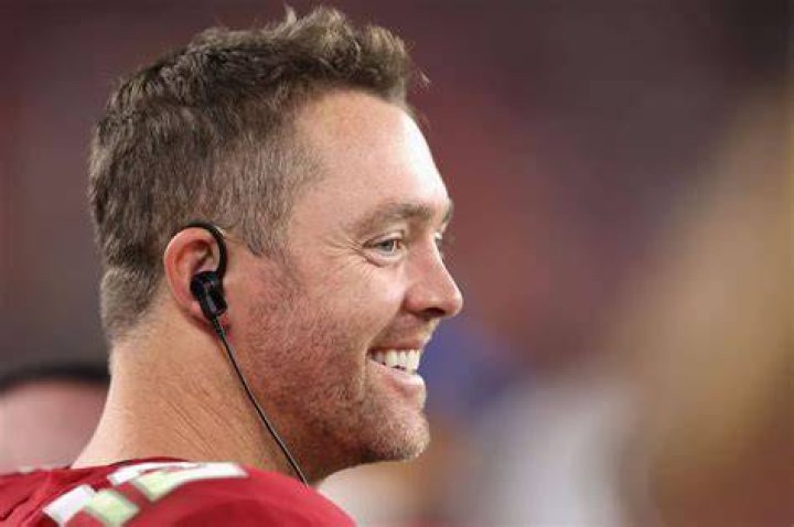 The former QB has now revealed why his forehead was always red after games