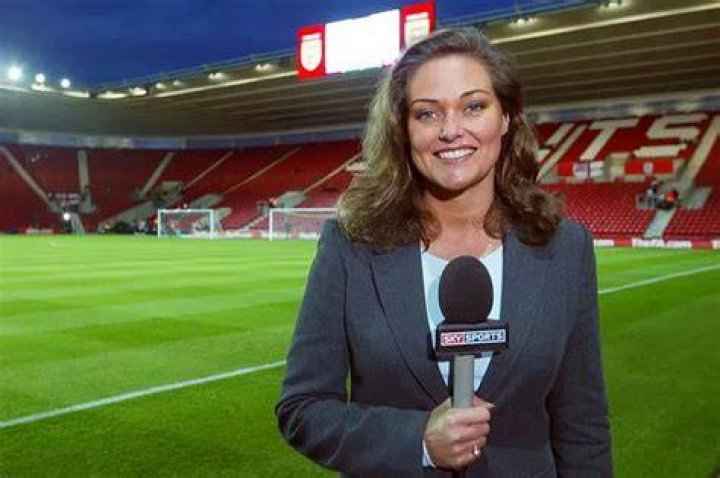 The former Sky Sports News presenter has become a big fan with boxing and darts TV viewers