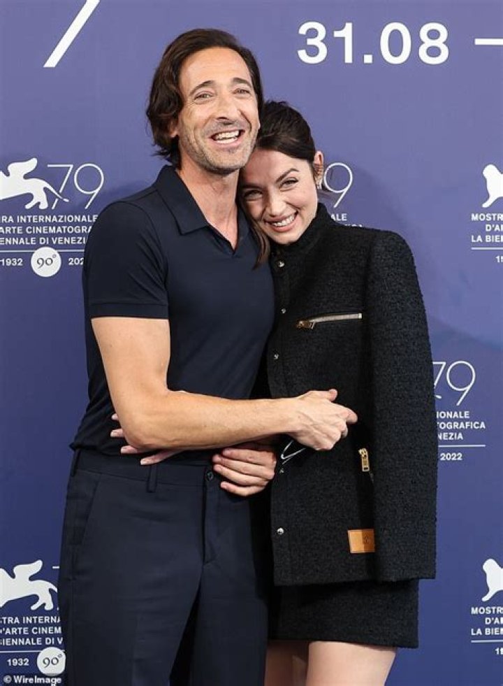 The Hollywood actor cuddled them for a photo on Instagram and asked his followers to come up with punchlines