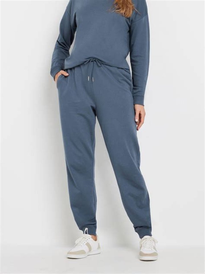 The jogging bottoms which Rianne found online