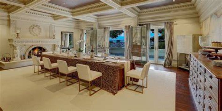 The mansion was once featured in the American rapper's music video 'Neck of the Woods'
