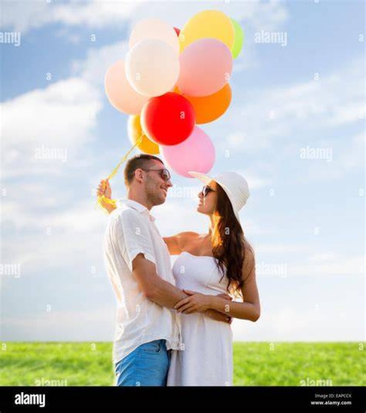 The MTV couple had balloons, lit-up signs. a three-tiered cake, and more for their event