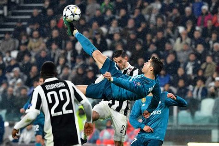 The overhead kick winner against Atletico Madrid in 2021 showed Giroud's hard work has paid off and he still has his athleticism