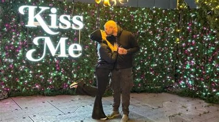 The reality star told Aaron and Denise she wanted to be a "throuple"