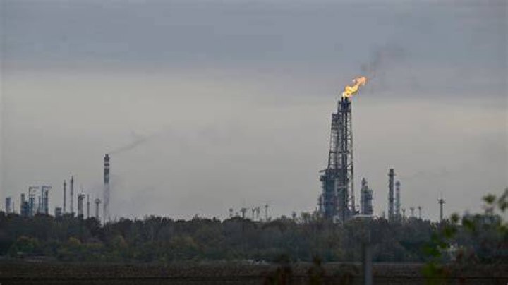The refinery revealed that a small fire broke out but as quickly under control