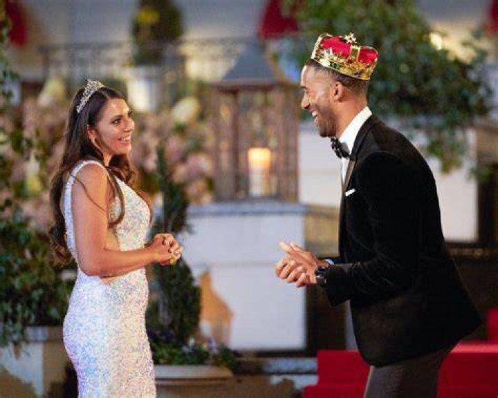 The regal contestant even incorporated a crown into a wedding photoshoot