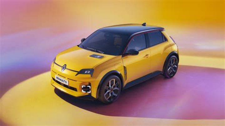 The Renault Five electric is ultra-chic