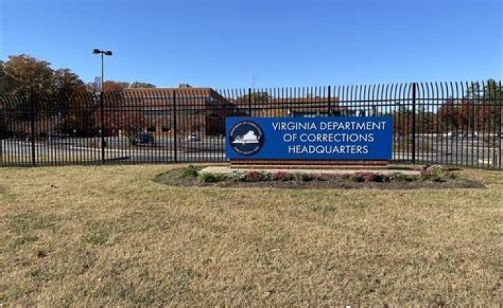 The Virginia Department of Corrections asked the public to assist in their search for Aretha Fry in a post made in 2019
