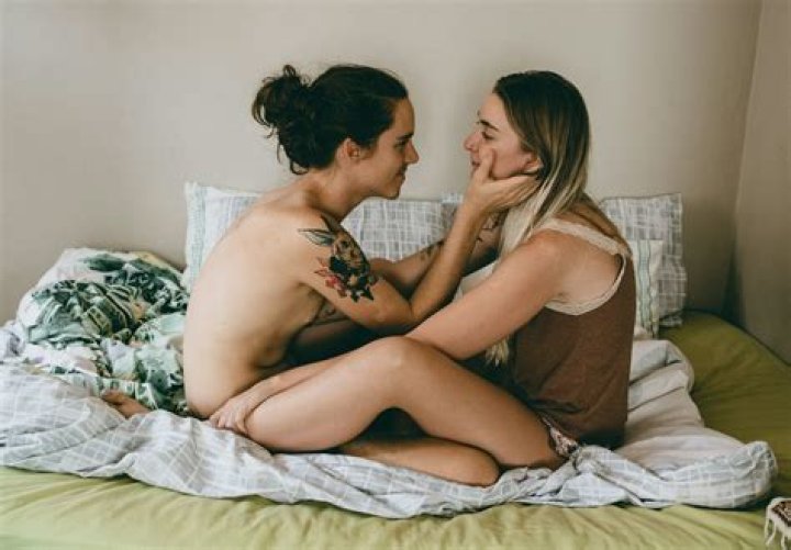 This fast-paced sex position is just what you need before reaching for your work laptop in the mornings