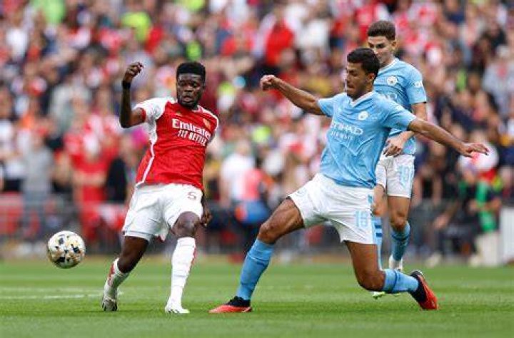 Thomas Partey picked up an injury against Aston Villa