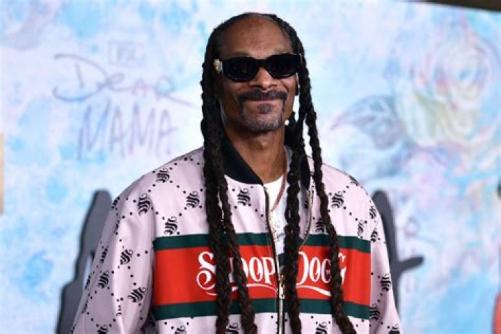 Throughout the years, rapper Snoop Dogg is also reportedly linked to the Crips gang