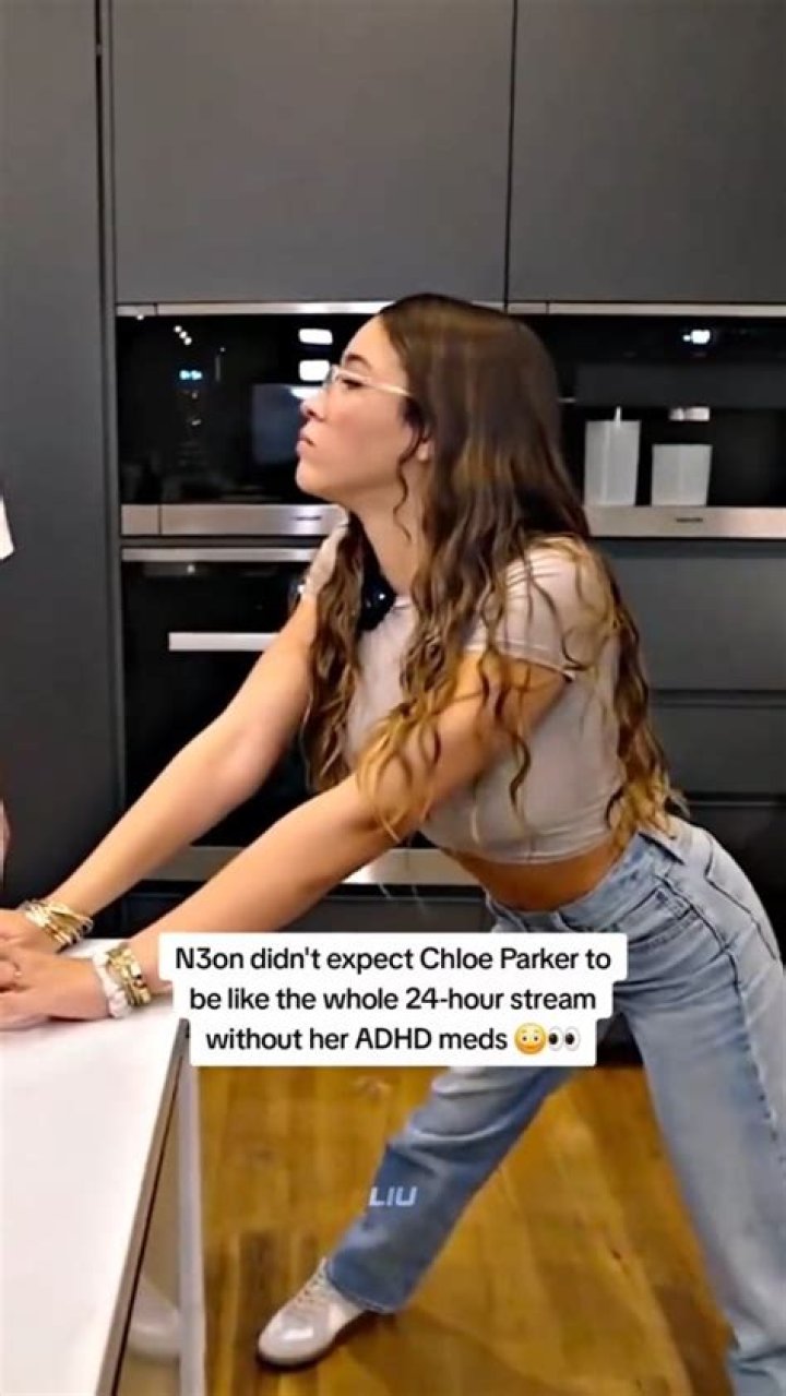 TikTok user Chloe had a bridesmaid dress emergency
