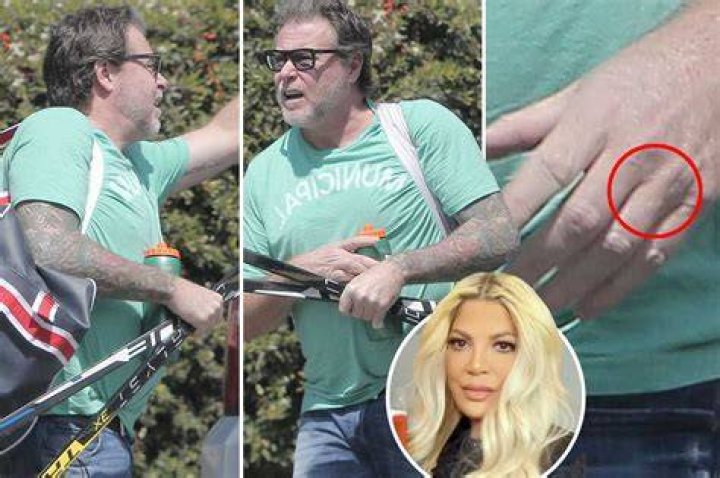 Tori Spelling shocked fans with her new glam look, as many were questioning if it was the star or Khloe Kardashian