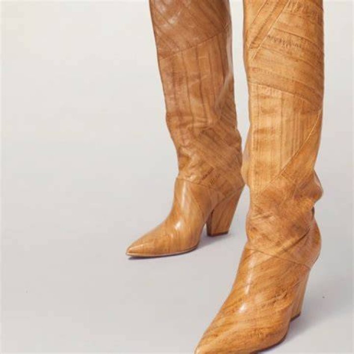 tory-burch-eel-boots