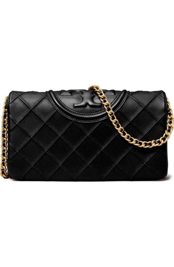 tory-burch-fleming-clutch
