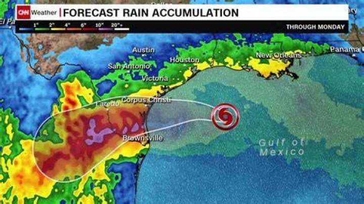  Tropical Storm Hanna will bring heavy rain and flash flooding to deep South Texas as locals prep with sand bags
