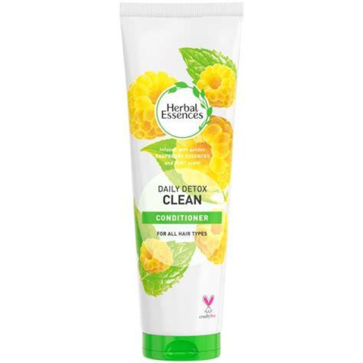 Try this Herbal Essences Daily Detox reset shampoo with zero silicones, &pound;2 at Morrisons