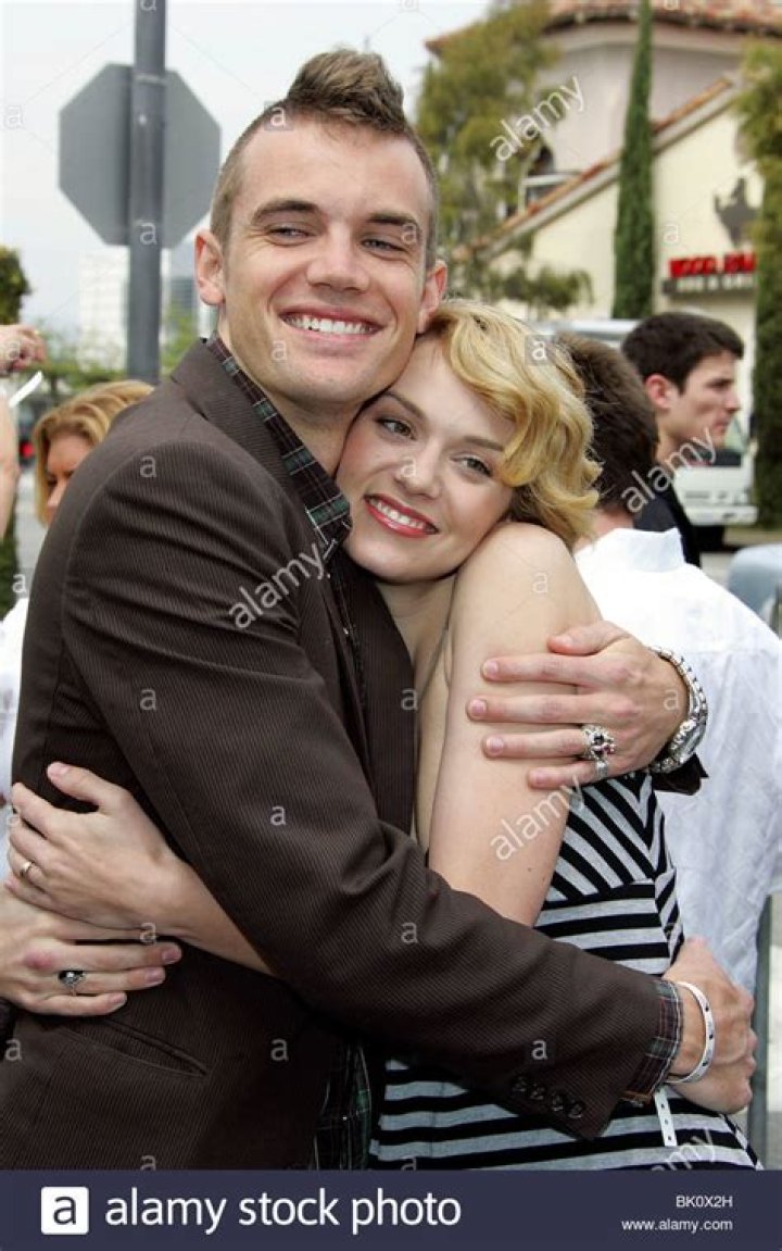 Tyler Hilton and Hilarie Burton in &lsquo;One Tree Hill&lsquo;