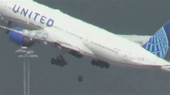 United Airlines launched an investigation after someone leaked Ted Cruz's travel plans