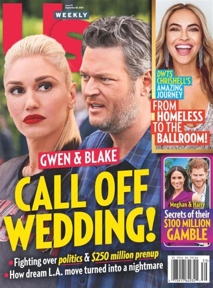 UW2319 Us Weekly Cover Gwen Stefani Blake Shelton