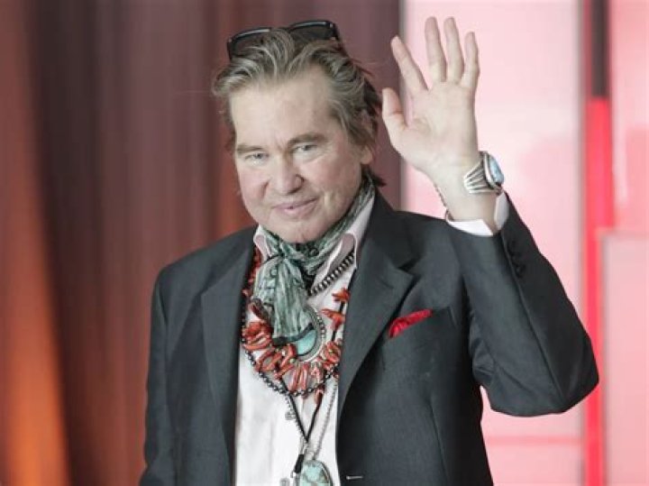 Val Kilmer, who was diagnosed with throat cancer in 2014, has two grown-up children