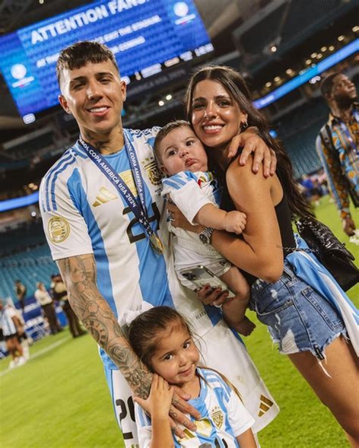 Valentina and Fernandez reportedly began dating in 2019