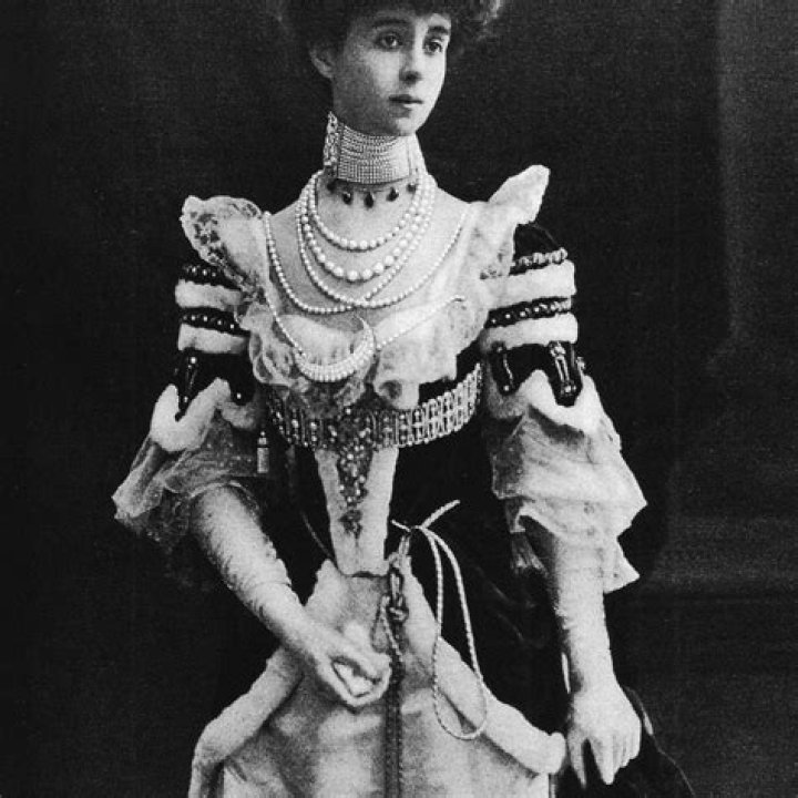 Vanderbilt was an heiress to a massive fortune
