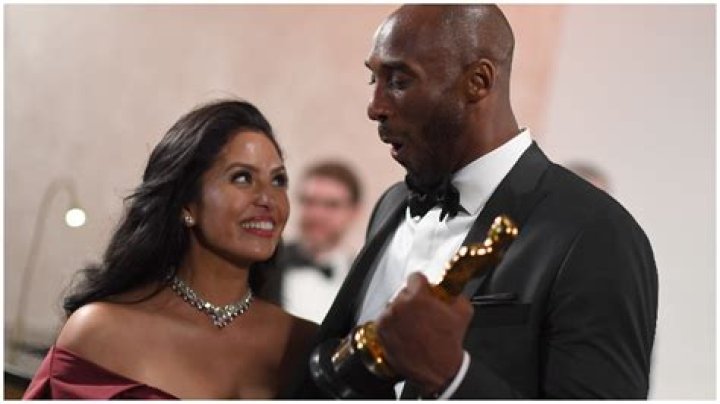  Vanessa and Kobe met when she was 17 and got married in 2001
