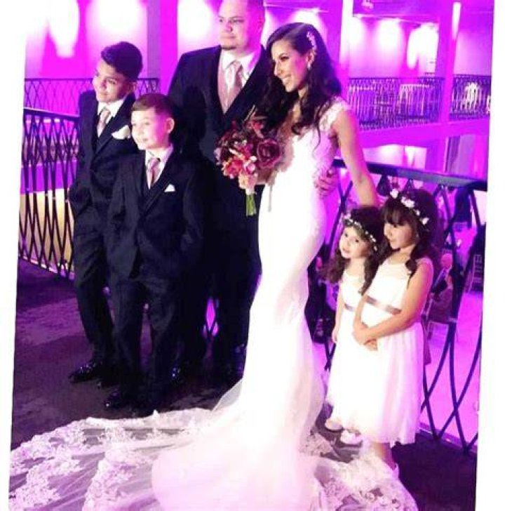 Vee is married to Jo Rivera