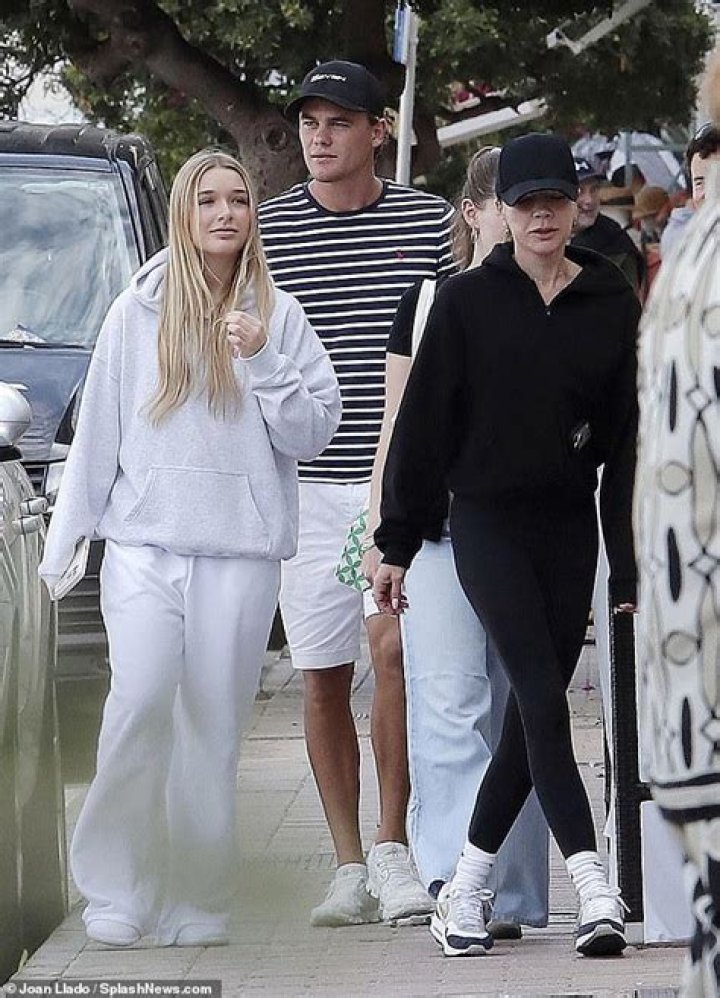 Victoria and Harper enjoyed a girls night in Miami