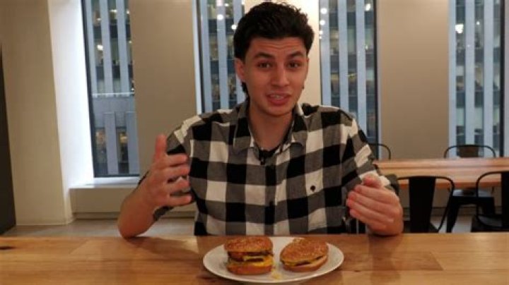 We compared the Quad stacker to the chain's traditional cheeseburger