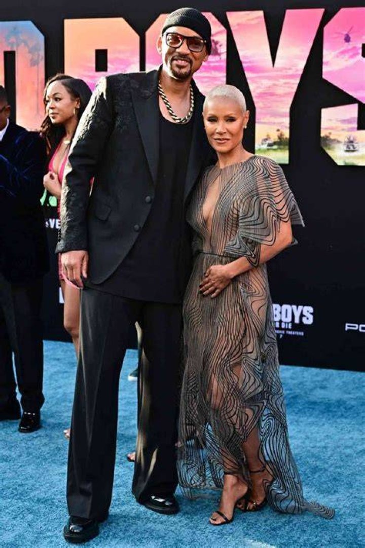 Will Smith Poses With Wife Jada Pinkett Smith at Bad Boys Premiere
