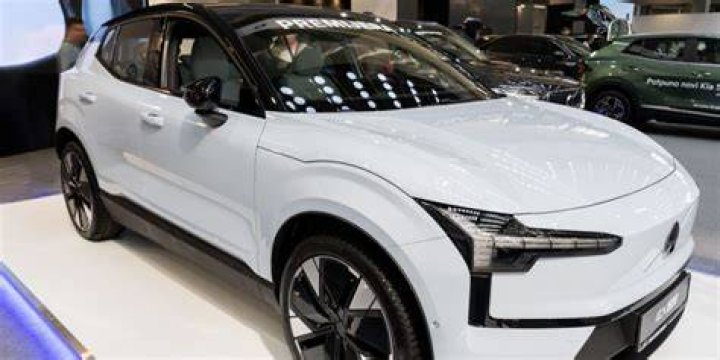 With over 40,000 cars listed at any one point through private and trade enthusiast sales portal, Car & Classic also runs a stand-alone auction site, which was launched in July 2020