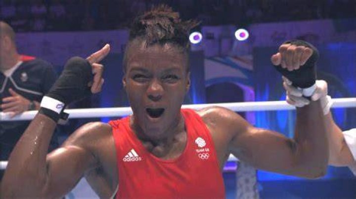 World-class fighter Nicola Adams joined in with volunteers from The Sun’s Jabs Army